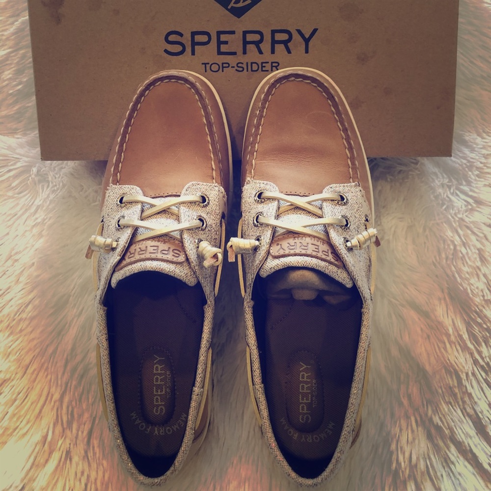Women’s Size 8 Sperry